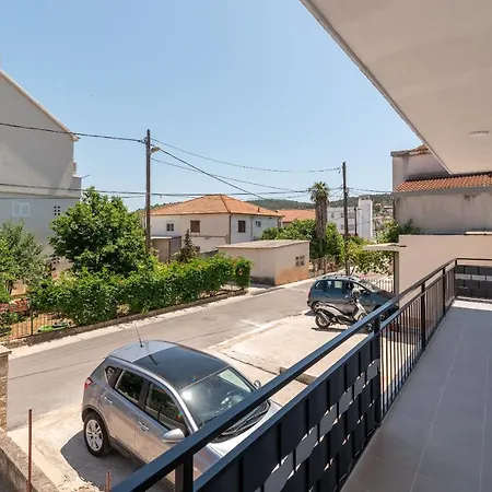 Apartment Galeb Trogir